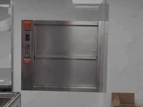 傳菜電梯